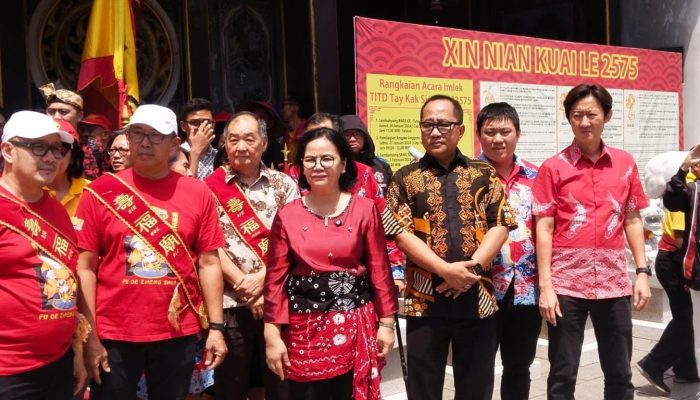 Hadiri Perayaan Tiong Jiu di Klenteng Tay Kak Sie, Agustin: Potensial Jadi Wisata Tahunan Semarang