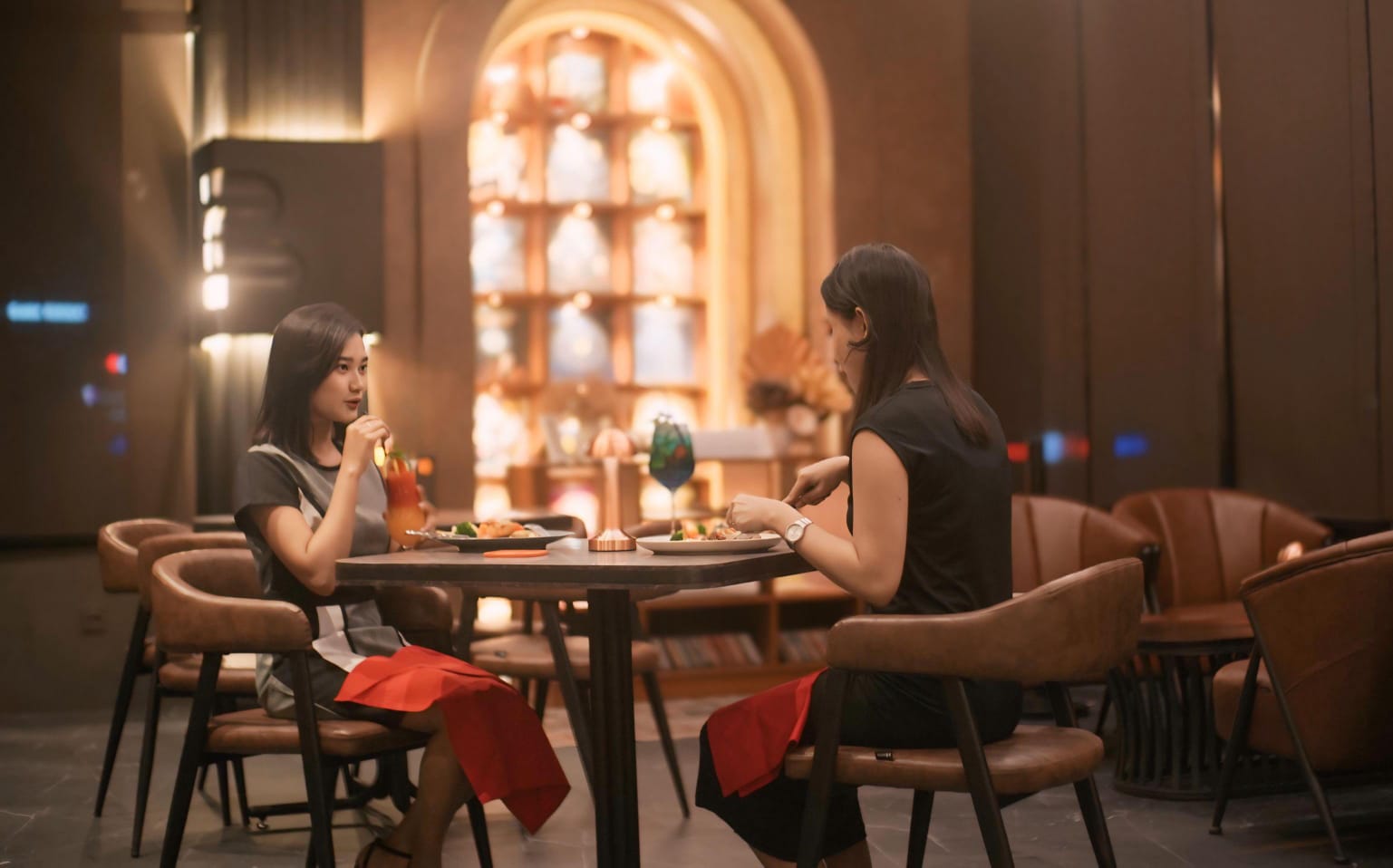 Blackwood Sky Lounge, Tempat Hangout Instagramable dengan Pemandangan Kota Semarang