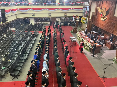 pelantikan anggota DPRD