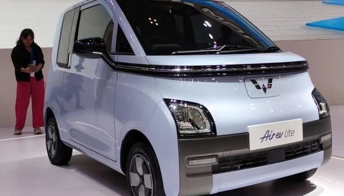 Baru! Wuling Air Ev Lite Long Range 300 Km Sekali Cas, Ini Spek dan Simulasi Kredit Cicilan Termurah