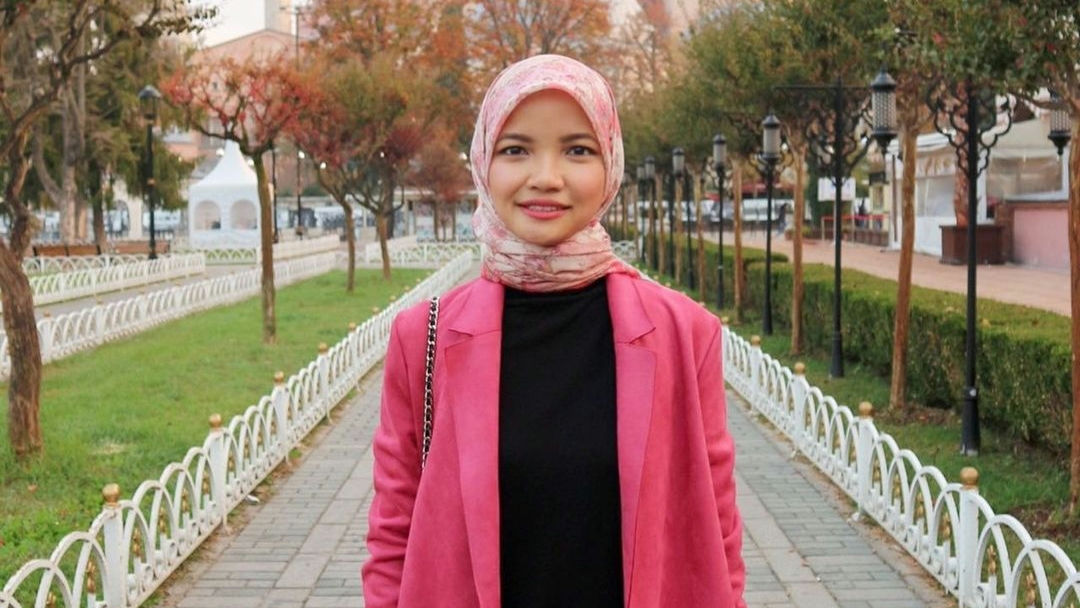 Almira Bastari