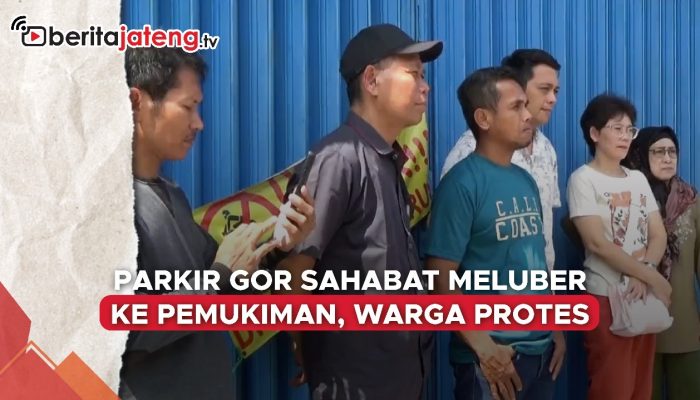 Video Ratusan Kendaraan Meluber Hingga Pemukiman, Warga Protes Parkir GOR Sahabat