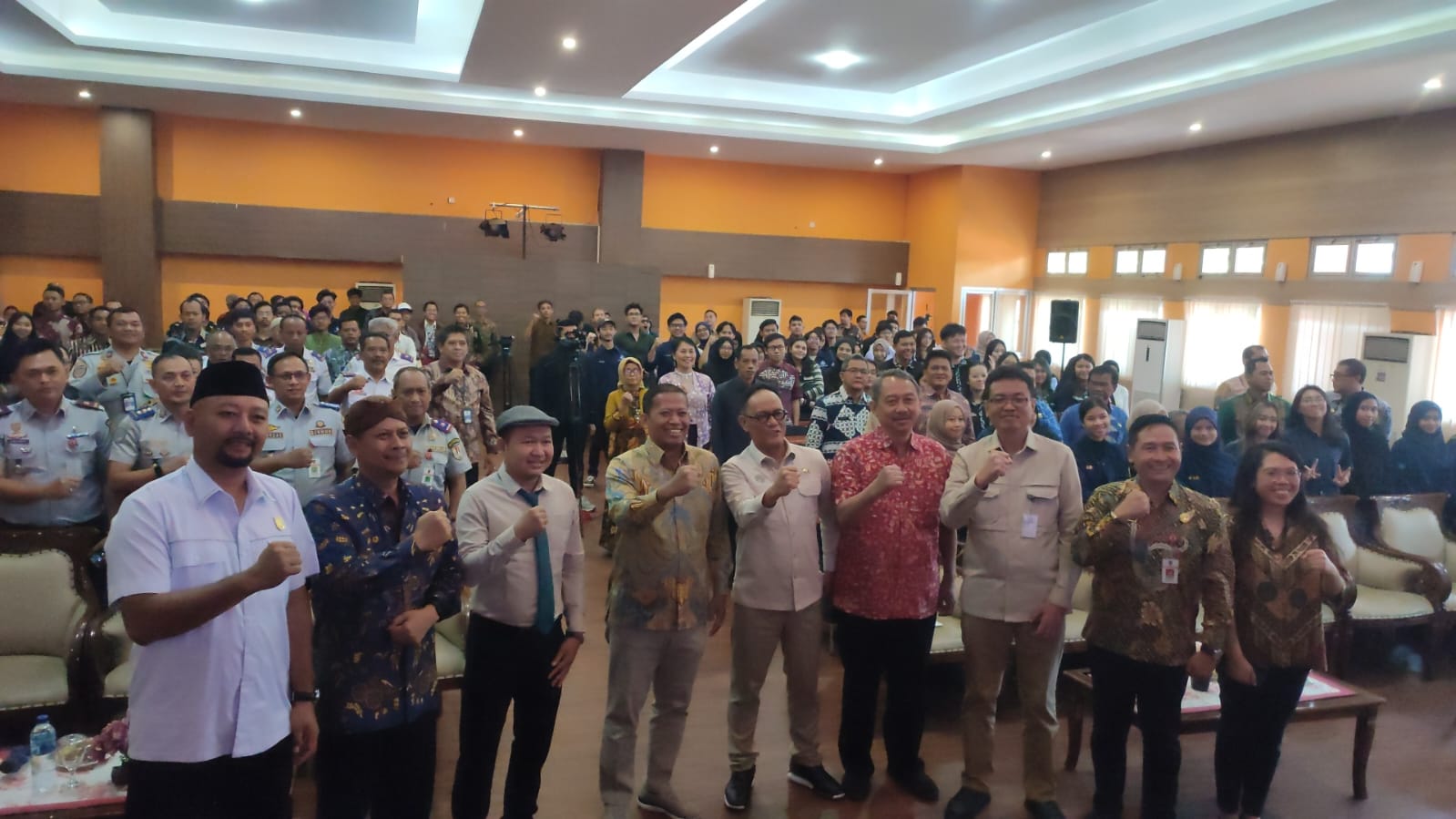 Seminar Nasional di Undip, Bahas Kebijakan Publik Sistem Transportasi Perkotaan Berbasis Angkutan Umum Massal