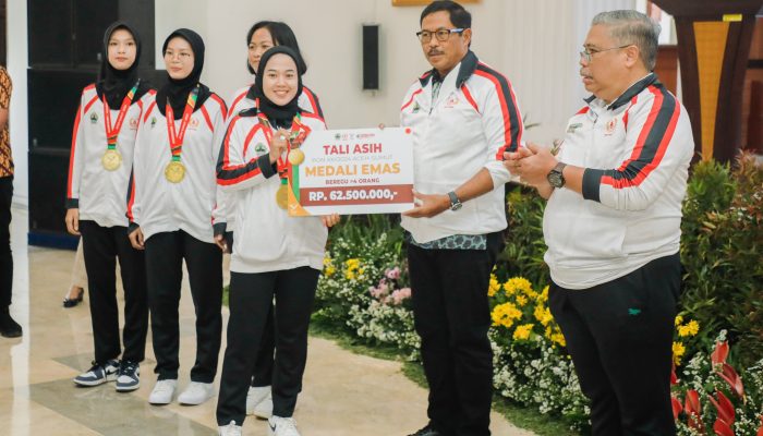 Atlet Jawa Tengah Peraih Medali PON 2024 Terima Tali Asih dari Pemprov, Totalnya Capai Rp60,6 Miliar