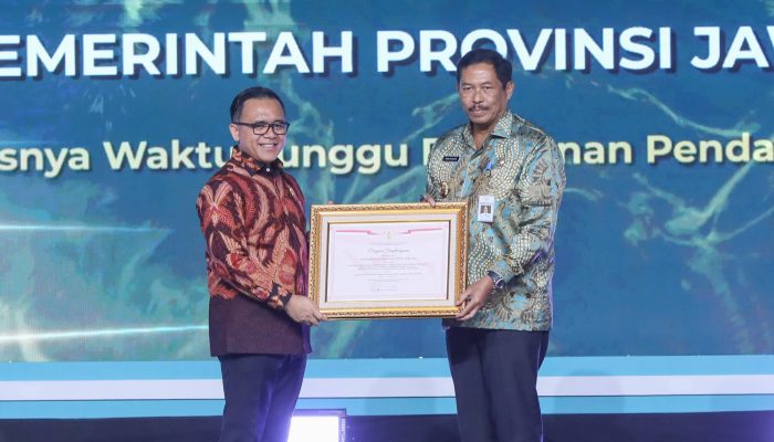 Berkat Inovasi Pelayanan Publik, Pemprov Jateng Raih Dua Penghargaan dari Kemenpan RB