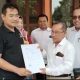 Tim hukum pemenangan paslon ASRI laporkan perusakan APK ASRI ke Bawaslu Blora. (Heri/beritajateng.tv)