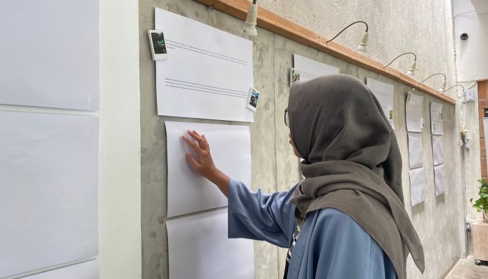 Mengupas Cerita “Kegelapan” Penyandang Tuna Netra Lewat Pameran Fotografi Semarang