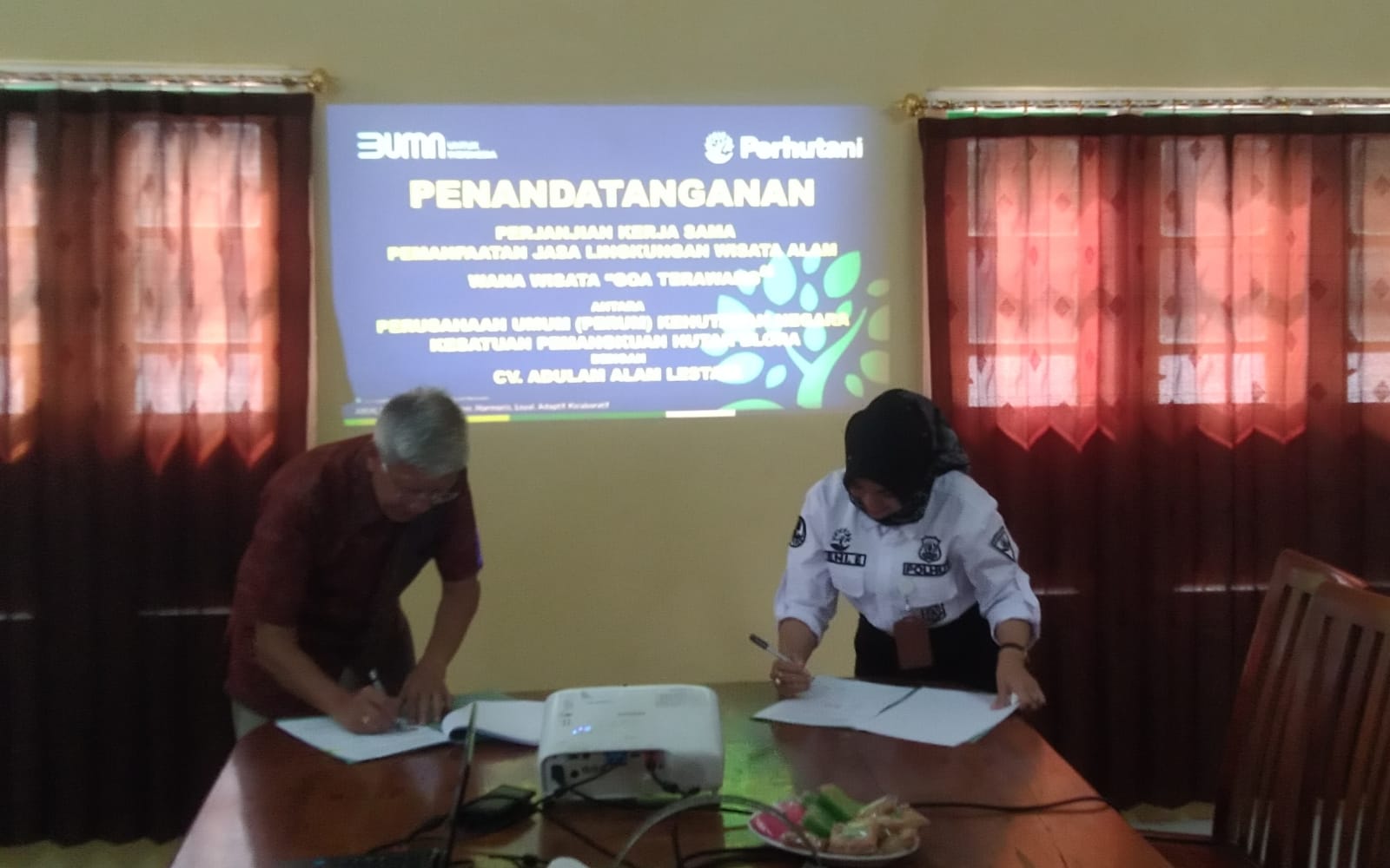 Wana Wisata Goa Terawang