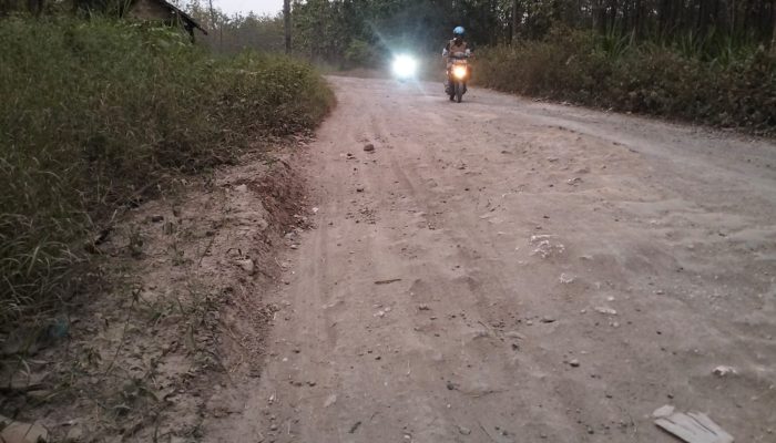 Warga Tiga Desa di Kecamatan Jiken Bakal Memiliki Jalan Mulus dengan Anggaran Rp 18,5 Miliar