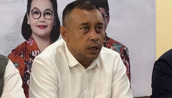Anggap Bawaslu Tak Becus Tangani Pengerahan Kades, Tim Hukum Andika-Hendi Layangkan Mosi Tidak Percaya ke Bawaslu Jateng