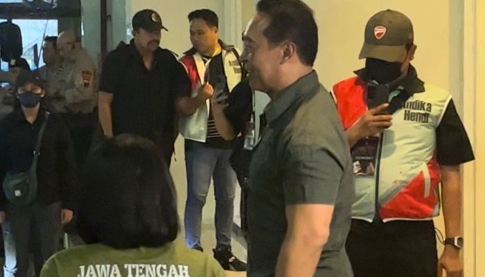 Debat Perdana Pilgub Jateng 2024, Andika Perkasa Tiba Paling Awal di Marina Convention Centre Semarang