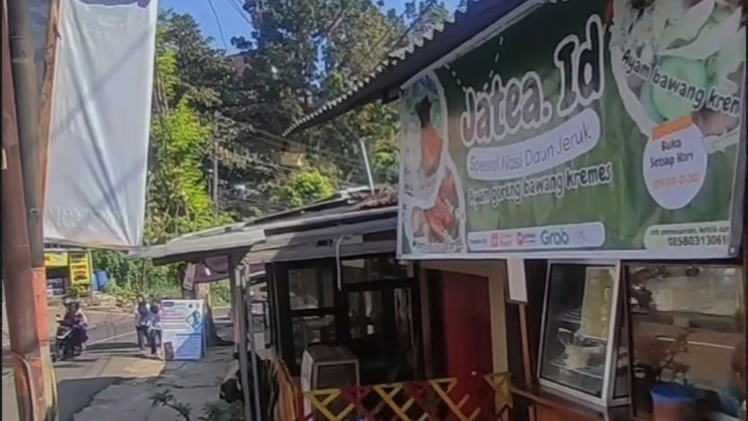 tempat makan di sekitar Unnes