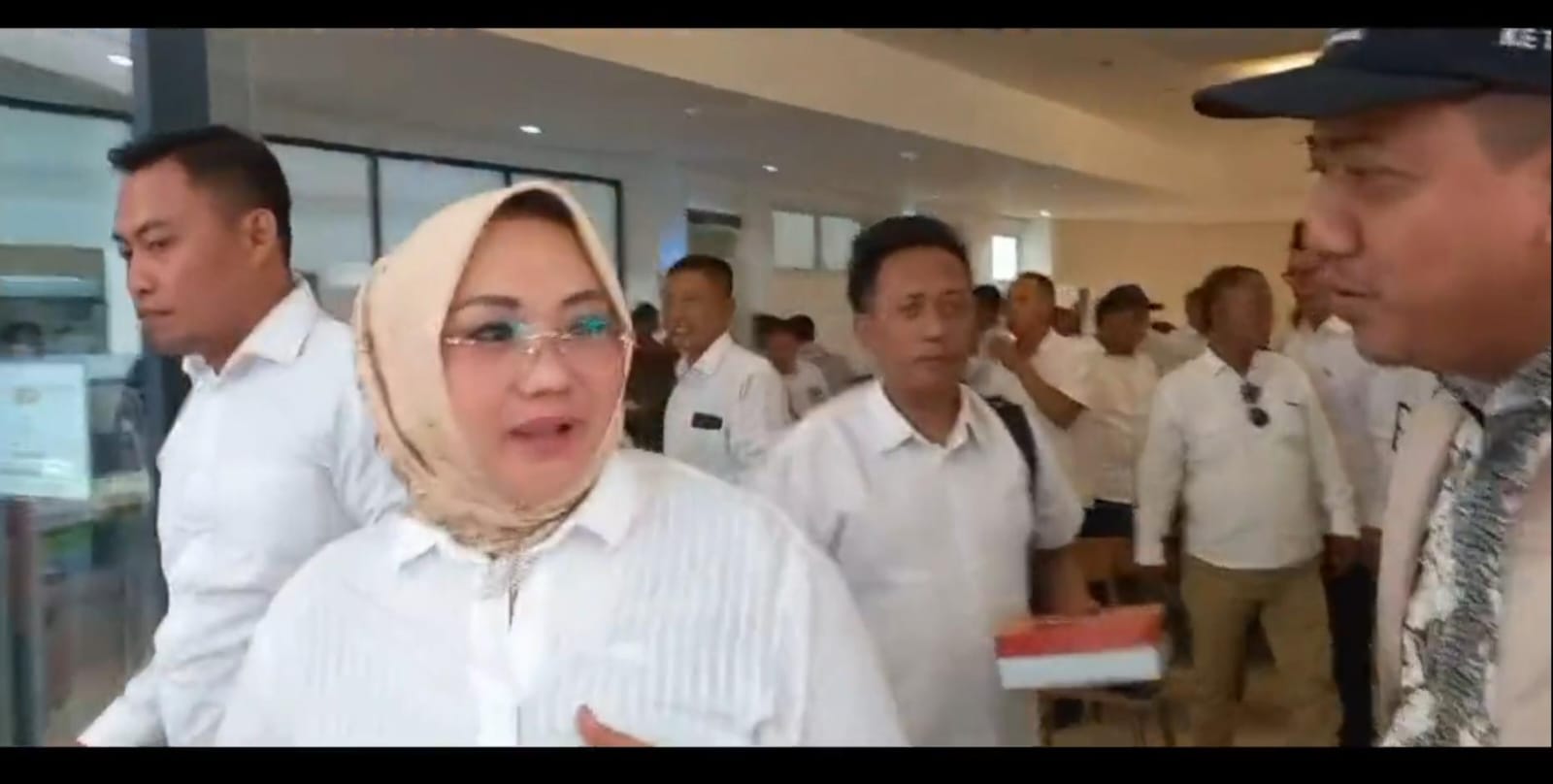 Bawaslu Pelanggaran | Kades Tak Netral | Bawaslu Datangi Pertemuan Kades Se-Kabupaten Kendal di Semarang, Dugaan Mobilisasi Dukungan Paslon