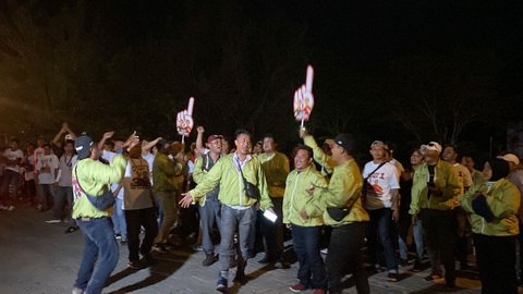 debat pertama pilgub jateng 2024 semarang