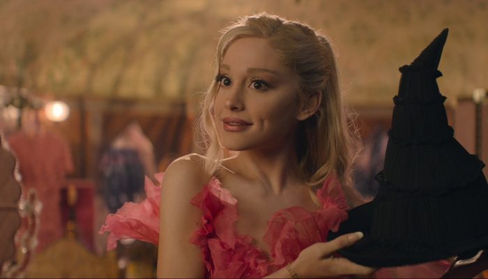 Sinopsis Wicked, Film Perdana Ariana Grande Jadi Penyihir Populer
