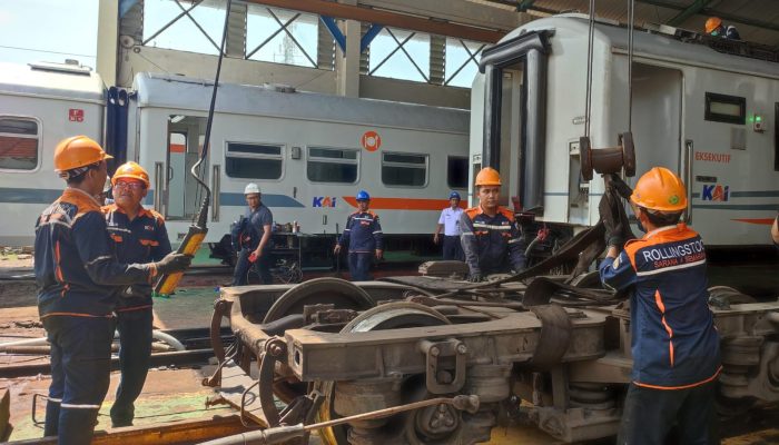 PT KAI Daop 4 Semarang Lakukan Perawatan Kereta Jelang Angkutan Natal dan Tahun Baru