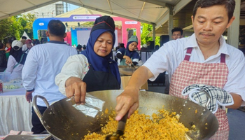Penjual Nasi Goreng di Semarang Pakai Cabai Kering dan Pasta Bawang Merah: Lebih Praktis, Rasa Sama