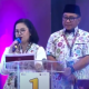 Paslon Walikota Semarang nomor urut 1 Agustin-Iswar dalam debat Pilwalkot Semarang, Jumat 15 November 2024. (YouTube/beritajateng.tv channel)