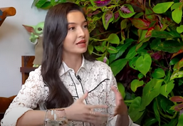 Raline Shah dalam podcast Denny Sumargo. (YouTube/Denny Sumargo)