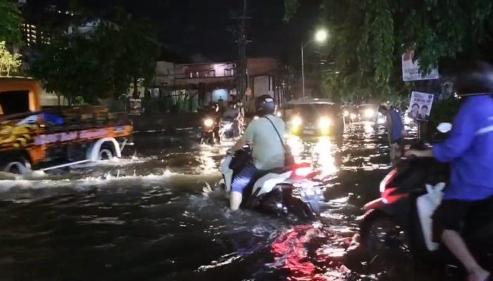 Semarang Banjir Setelah Hujan Tiga Jam, Mbak Ita Sebut Sampah dan Sedimen Jadi Penyebabnya