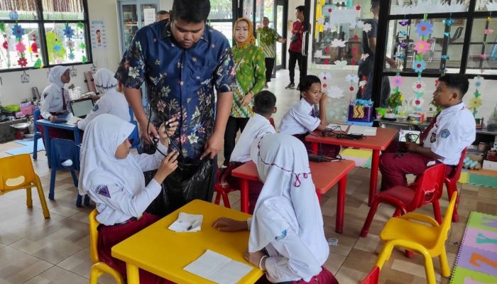 Mati Listrik saat ANBK, Siswa SD Pedurungan Kidul 03 Terpaksa Ngungsi ke TKN Pedurungan