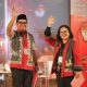 Sengketa Semarang | Pasangan calon walikota dan wakil walikota Semarang nomor urut 01, Agustina Wilujeng Pramestuti dan Iswar Aminuddin dalam debat perdana Pilwalkot di Semarang. (Dok)