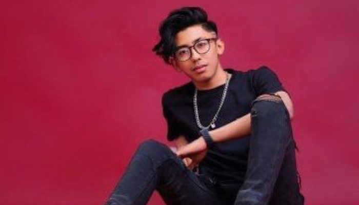 Viral TikToker Nazmi ‘Jambul’ Lecehkan Temannya yang Tidur, Bikin Netizen Heboh