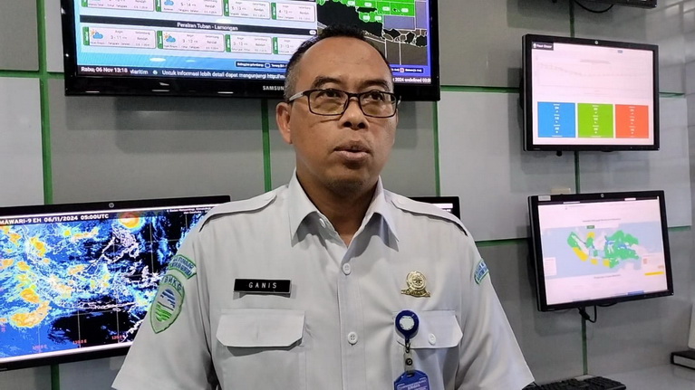 BMKG banjir rob