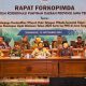 Pj Gubernur Jawa Tengah Nana Sudjana dalam rapat forum koordinasi pimpinan daerah (Forkopimda), Jumat 15 November 2024. (Pemprov Jateng)
