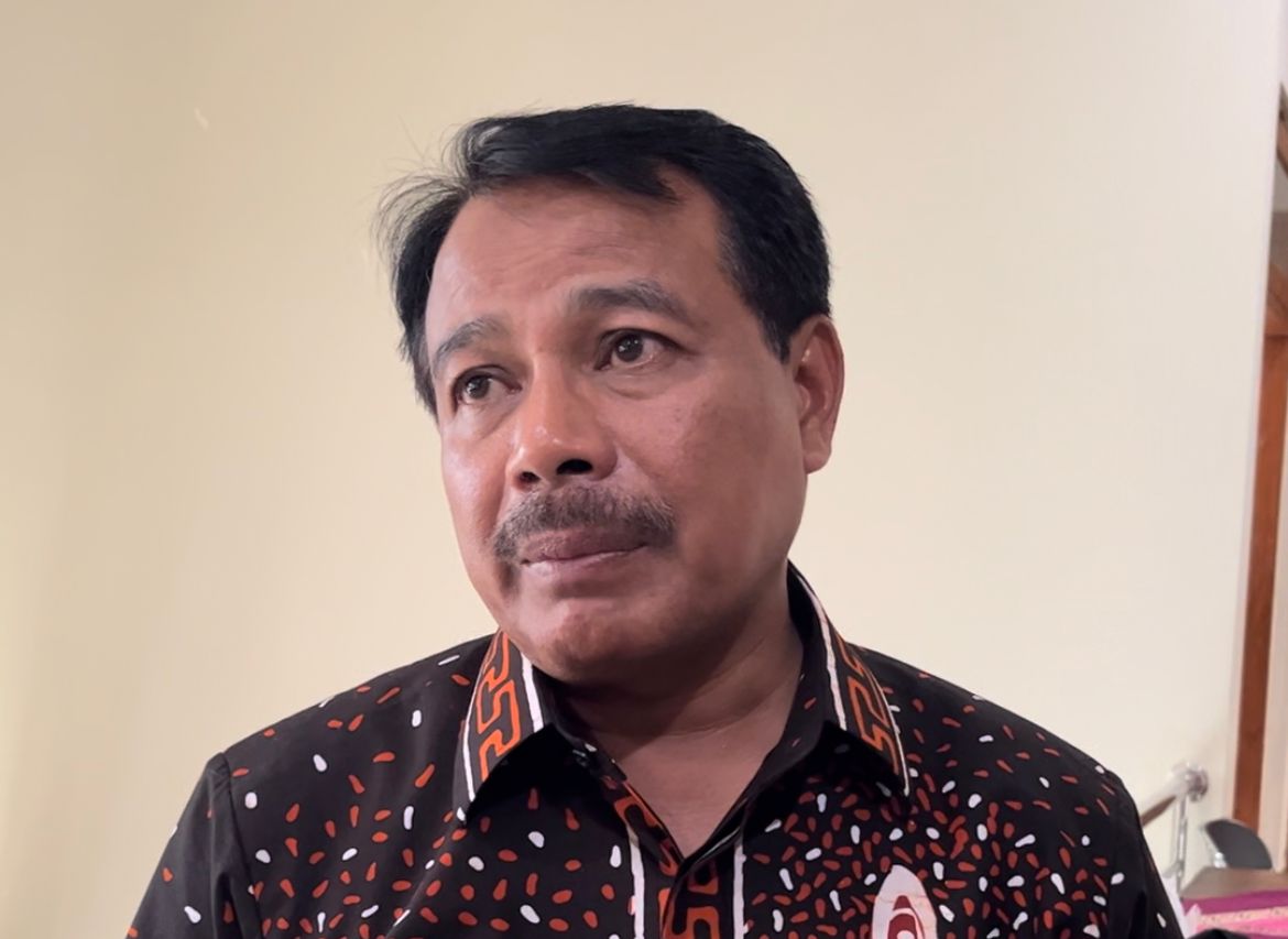 Kepala Dinas Tenaga Kerja dan Transmigrasi (Disnakertrans) Provinsi Jawa Tengah, Ahmad Aziz membahas soal UMP