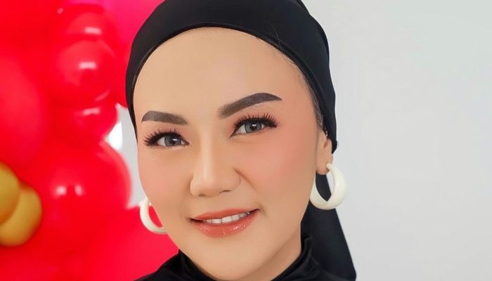 Viral Selebgram Diselingkuhi saat Umrah, Intip Profil Siti Septi Ariyanti