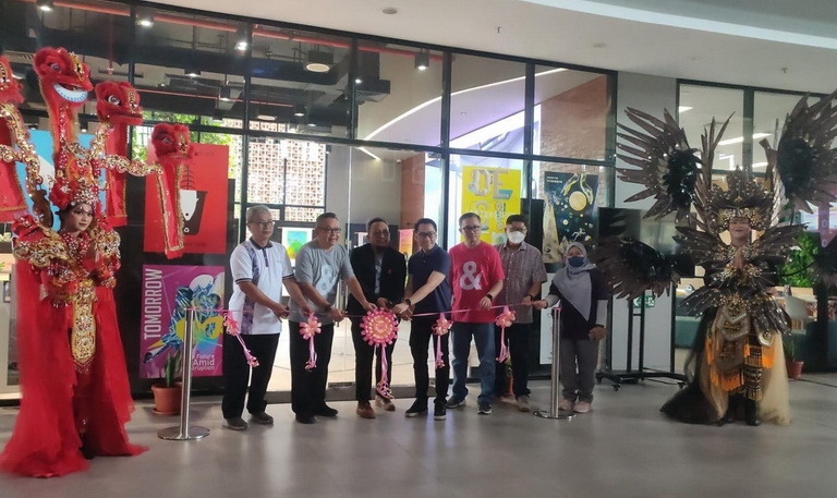 Binus University Semarang Resmikan Galeri Digital, Pamerkan Karya Seni International Exhibition IVCC 2024