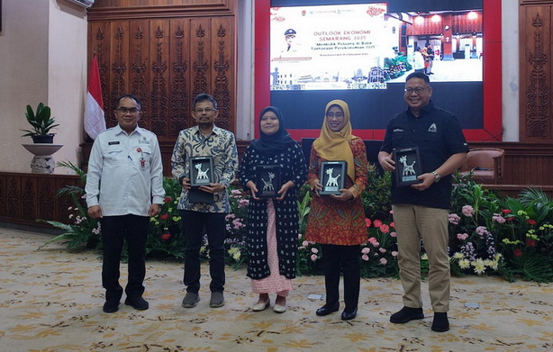 Pemkot Semarang Antisipasi Permasalahan Ekonomi Global 2025 Lewat Stimulan Belanja Pemerintah