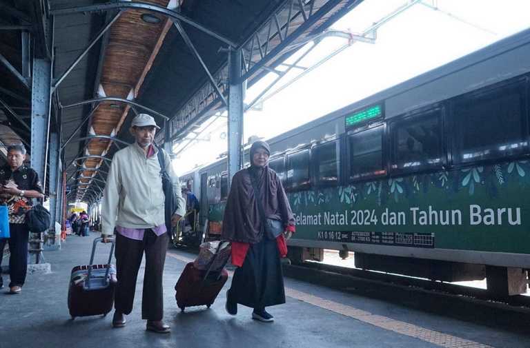 Daop 4 Semarang Operasikan 3 Kereta Api Tambahan untuk Liburan Nataru 2024/2025