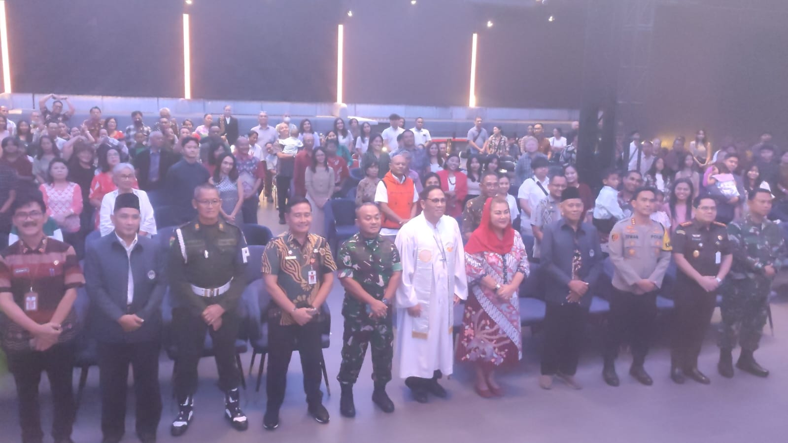 Mbak Ita Mohon Pamit, Jadi Tinjauan Ibadah Natal Terakhir Sebelum Purna 
