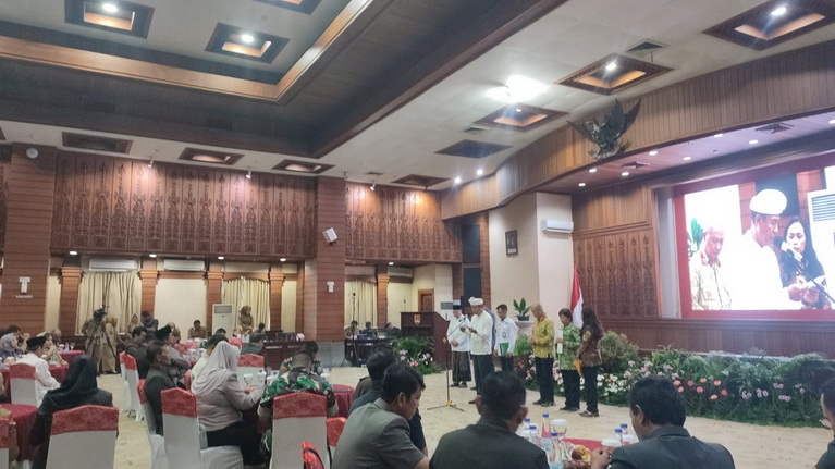 Gelar Doa Akhir Tahun, Mbak Ita: Berharap OPD Bisa Support Walikota Semarang Terpilih Agustin