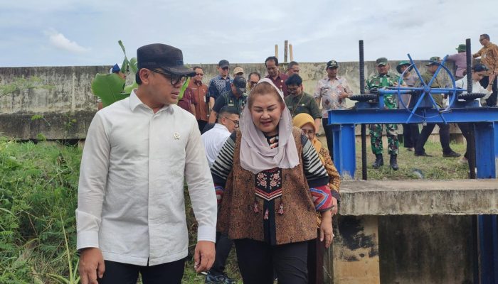 Wamendagri Tinjau Irigasi Terdampak Normalisasi Sungai Beringin, Petani Wadul Rugi Puluhan Juta
