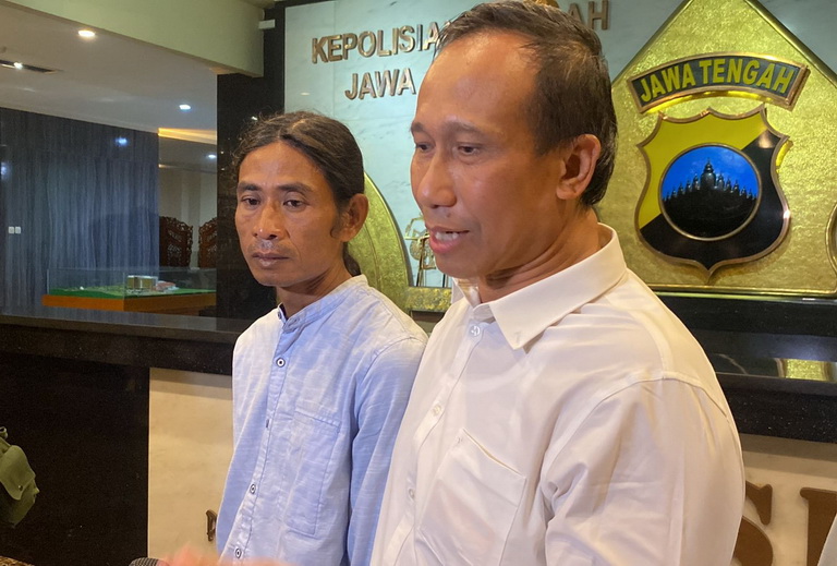 Keluarga Gamma