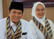 Pasangan calon (paslon) Bupati dan Wakil Bupati Banjarnegara Amalia Desiana-Wakhid Jumali. (X/@KpuBanjarnegara)