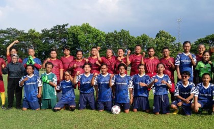 Journalist Fun Football