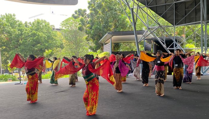 Menari di Taman, Begini Keseruan Belajar Tari Jejer Gandrung khas Banyuwangi Jawa Timur