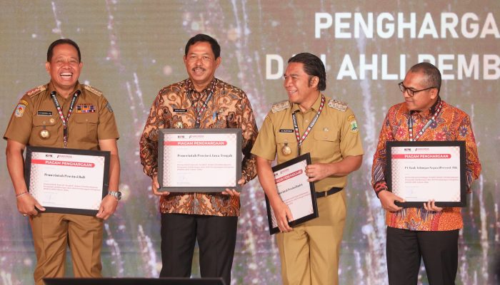Pemprov Jateng Terima Penghargaan Pemda Teraktif dalam Pemberdayaan Penyuluh Antikorupsi dan Ahli Pembangun Integritas