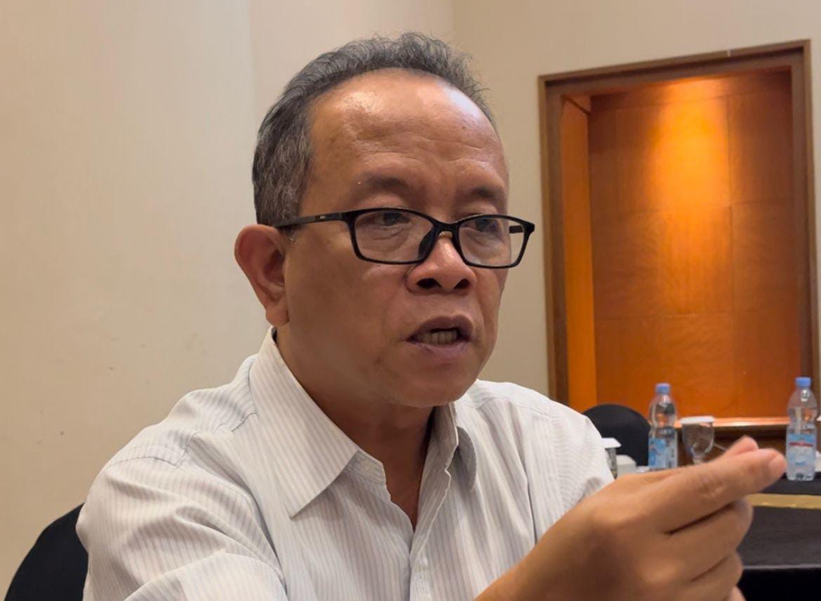 nur hidayat sardini atau NHS