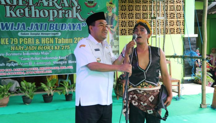 Korwil Bidik Jati Blora Rayakan HUT PGRI ke-79 dan HGN 2024 dengan Pentas Ketoprak