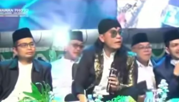 Jadi Sorotan Netizen Usai Tertawa Lepas saat Gus Miftah Ledek Bakul Es teh, Usman Ali Akhirnya Minta Maaf