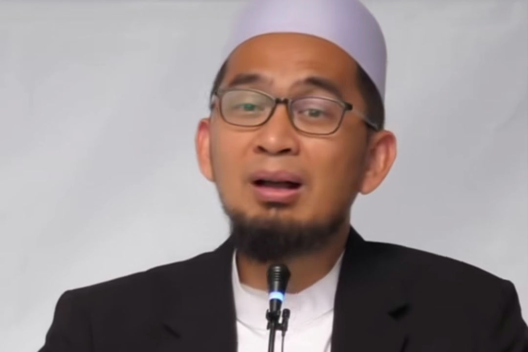 Ustadz Adi Hidayat
