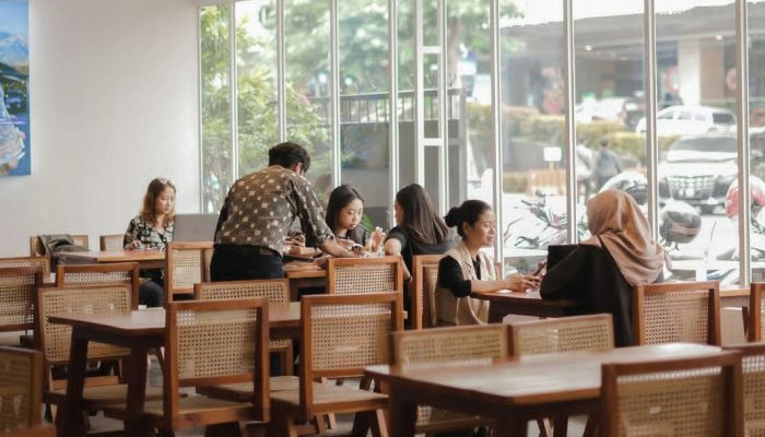 Hero Coffee Semarang, Kafe Estetik di Kawasan Sudut Kota Lama