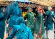 gibran nyanyi lagu viral emak koplo
