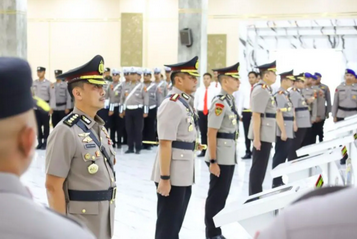 Upacara serah terima jabatan sejumlah kapolres di Mapolda Jateng, Semarang. (ant)