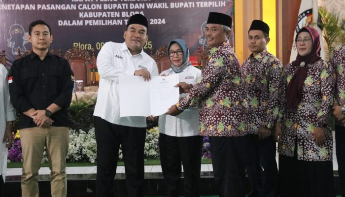 Tok! Pasangan Arief Rohman-Sri Setyorini Resmi jadi Pemenang Pilkada Kabupaten Blora 2024